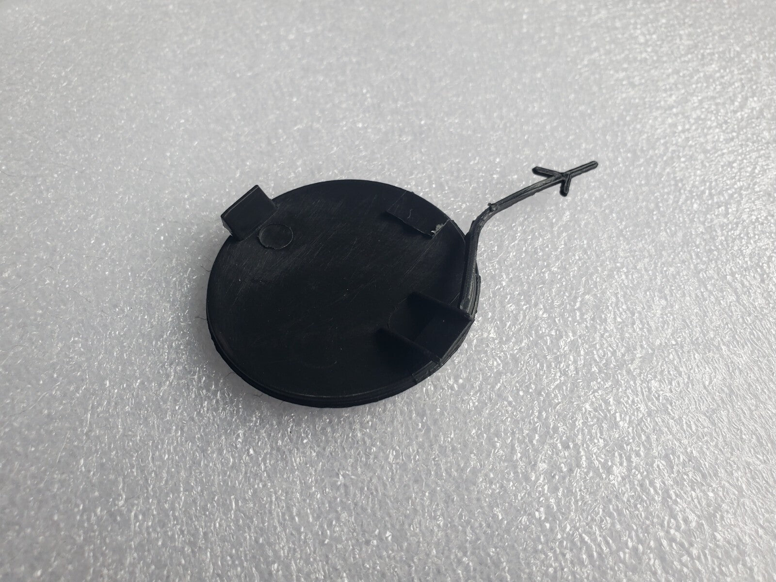 2015-2018 JEEP RENEGADE Front Bumper Tow Hook Eye Cap Cover NEW Textured 1L3