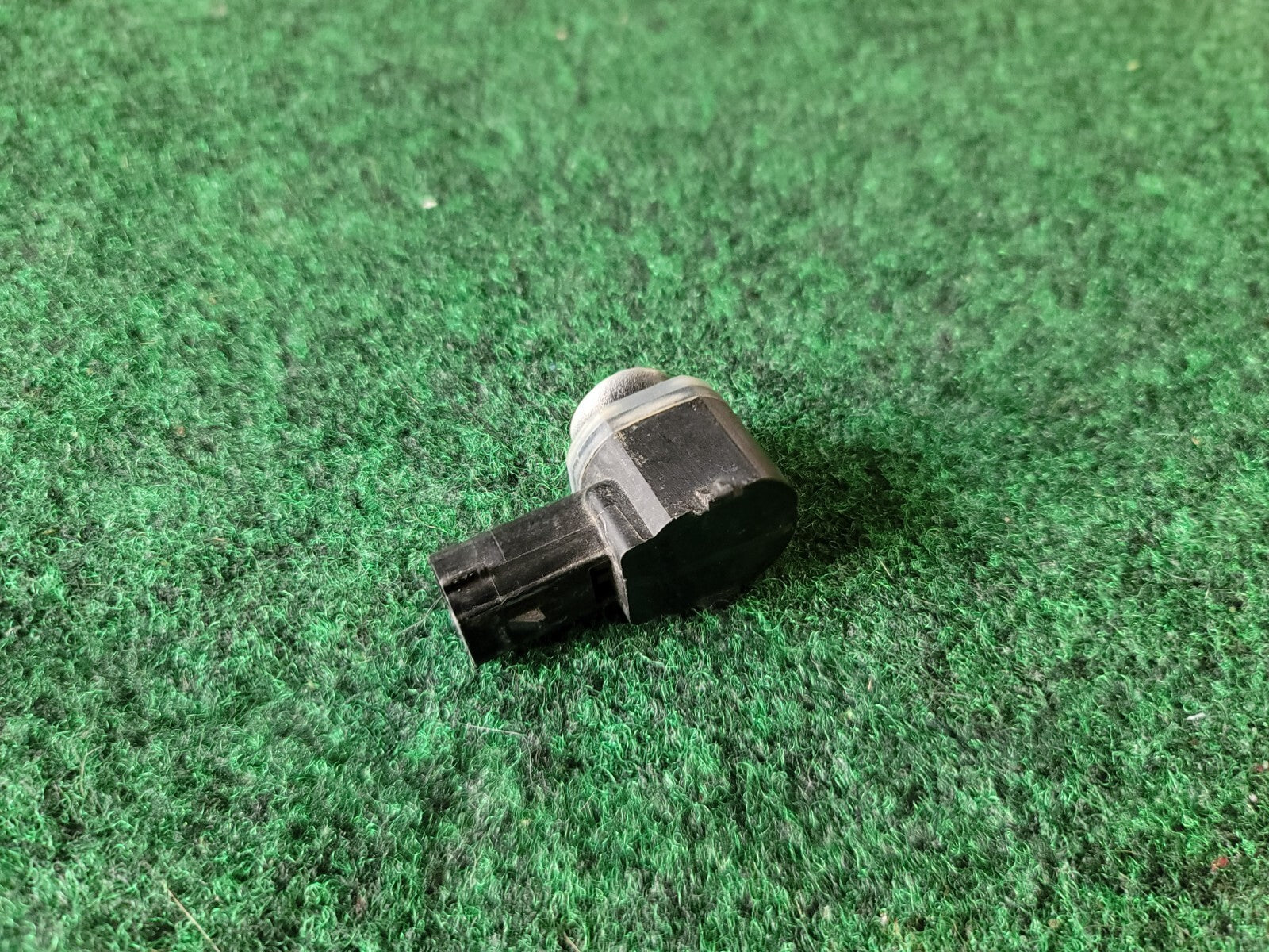 Bumper Parking PDC Aid Sensor 8A53-15K859-ABW  Ford Explorer Focus Lincoln 10L1