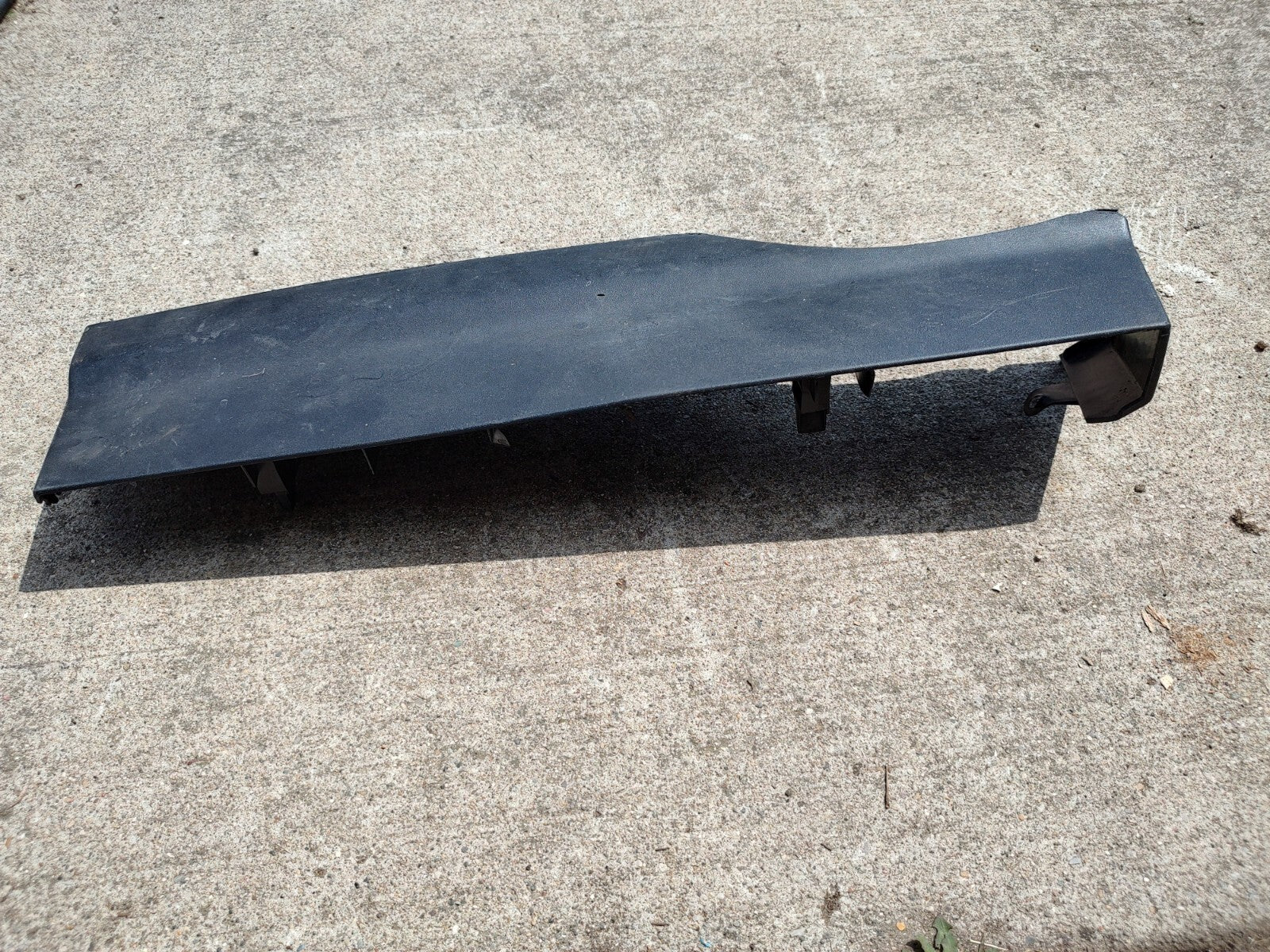 06-09 Range Rover Sport FRONT RIGHT PASSENGER SIDE SEAT PLASTIC TRIM COVER LT9