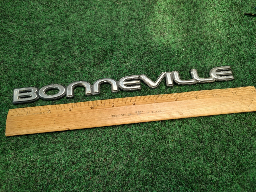 Pontiac OEM Bonneville Chrome & Black Emblem Badge Logo Nameplate Name 3S8