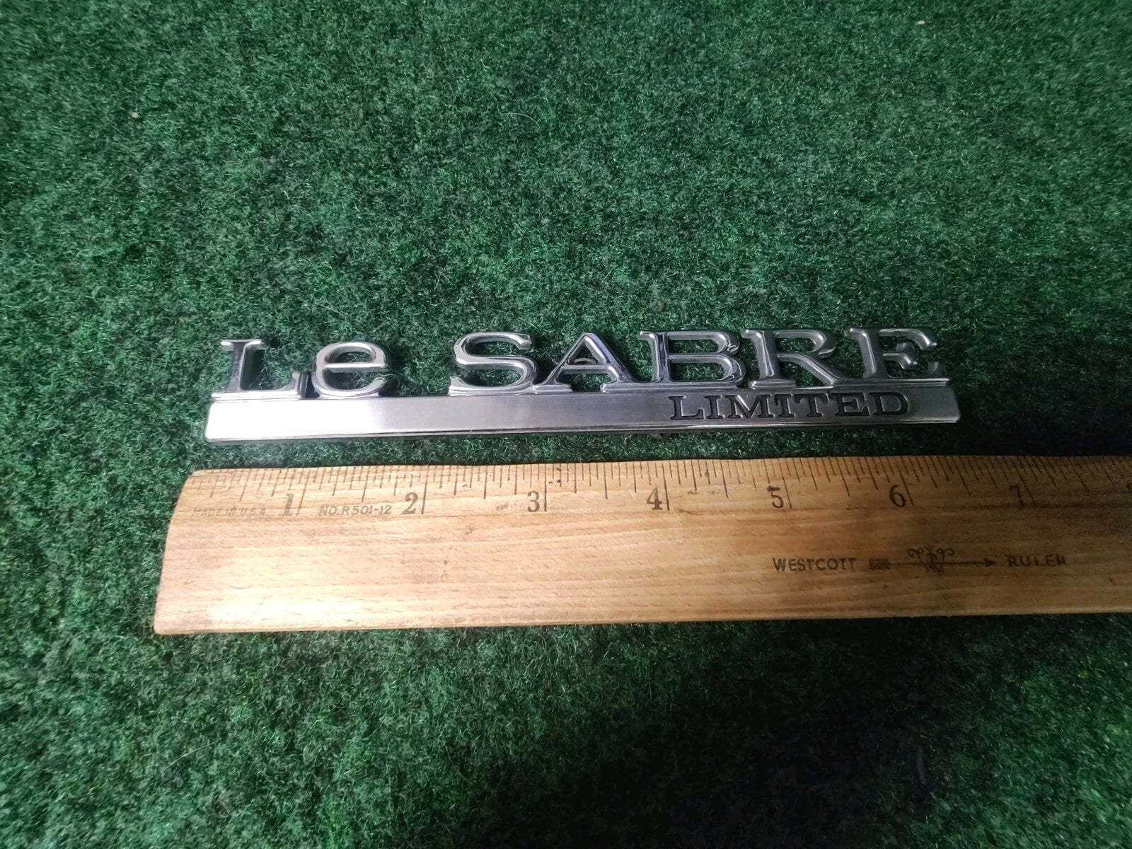 97 98 99 BUICK LESABRE LIMITED REAR LID SIDE EMBLEM LOGO BADGE SYMBOL OEM 4L7