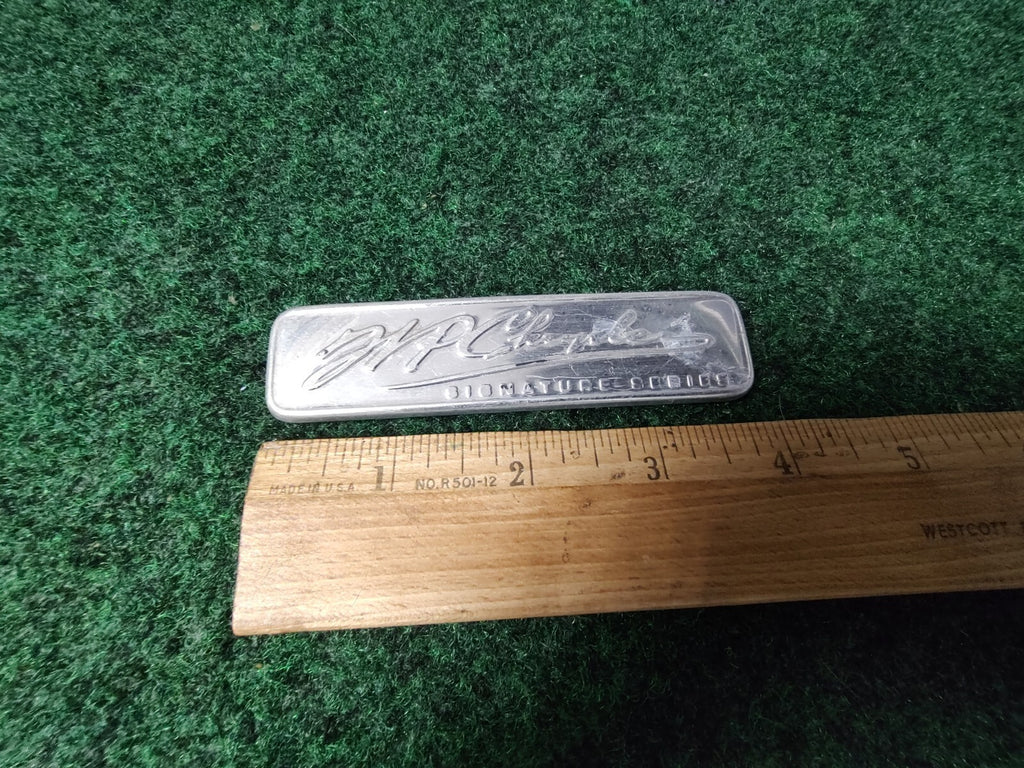 CHRYSLER WP SIGNATURE SERIES REAR GATE EMBLEM LOGO BADGE SYMBOL USED OEM 6S5