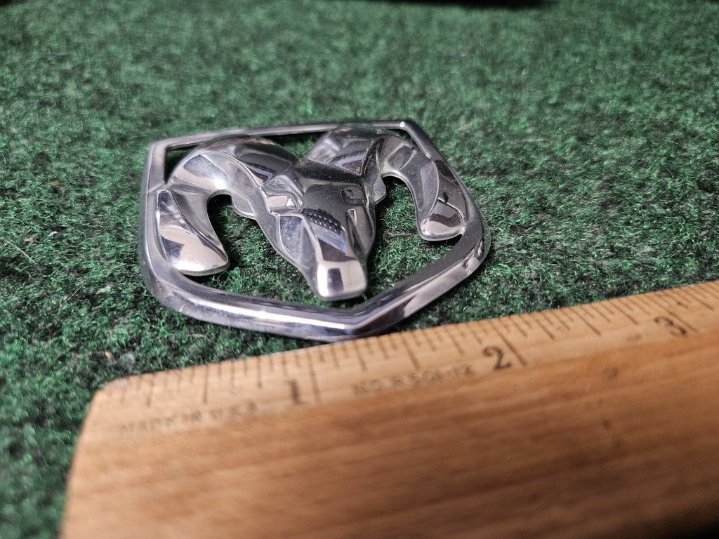 2004-2006 Dodge Durango 2005-2006 Dakota Front Emblem OEM 55077717AA 3M4
