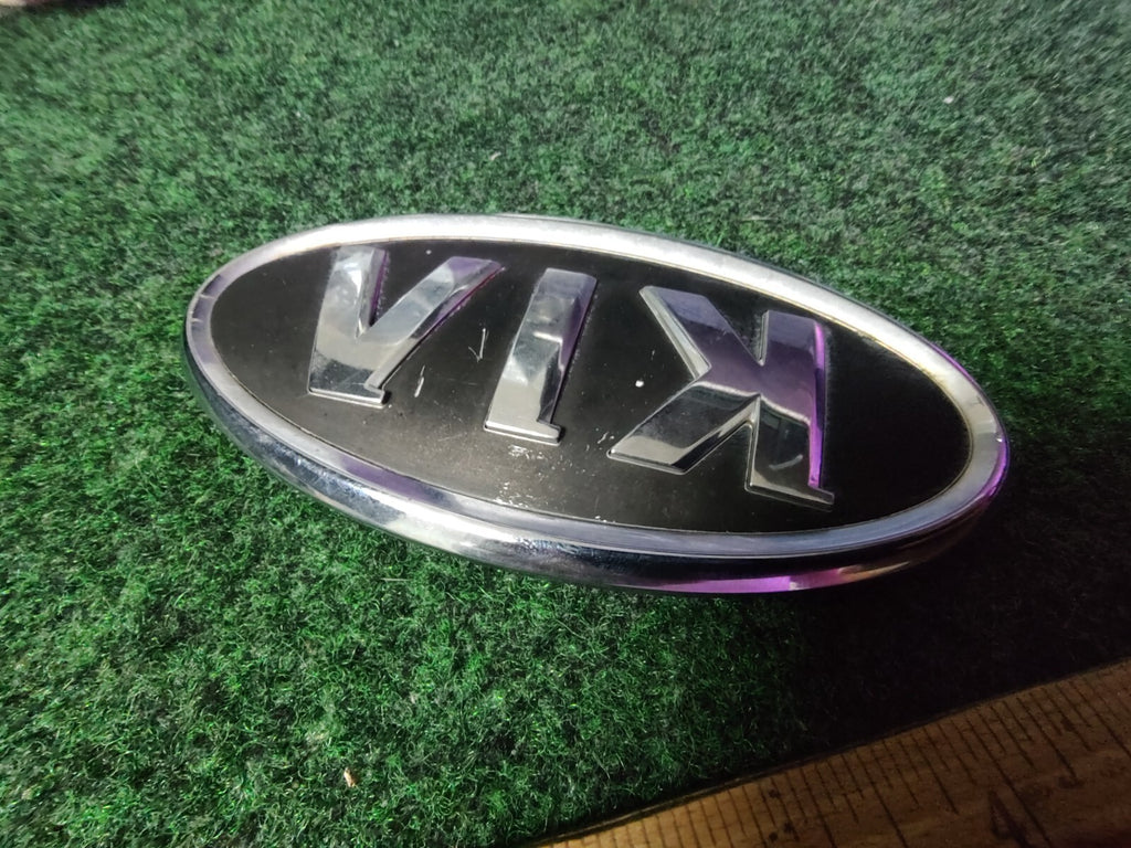 2016 16 Kia Sportage Front Grille Emblem Black Chrome SYH301-130 OEM 6S7
