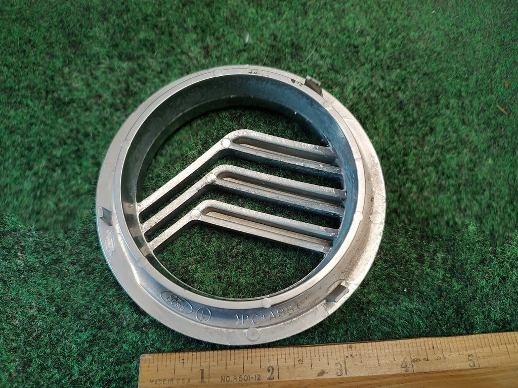 02 03 04 05 MERCURY MOUNTAINEER FRONT GRILLE EMBLEM LOGO BADGE SIGN SYMBOL 4S1