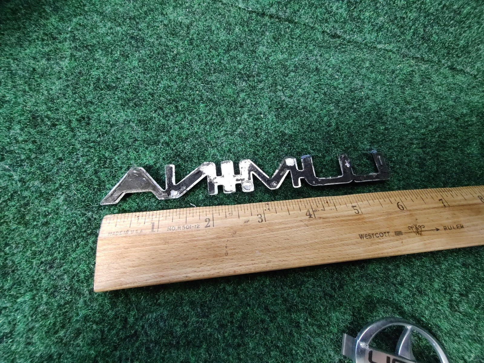 95 96 97 98 99 00 01 CHEVROLET LUMINA REAR EMBLEM BADGE SYMBOL OEM 5S6