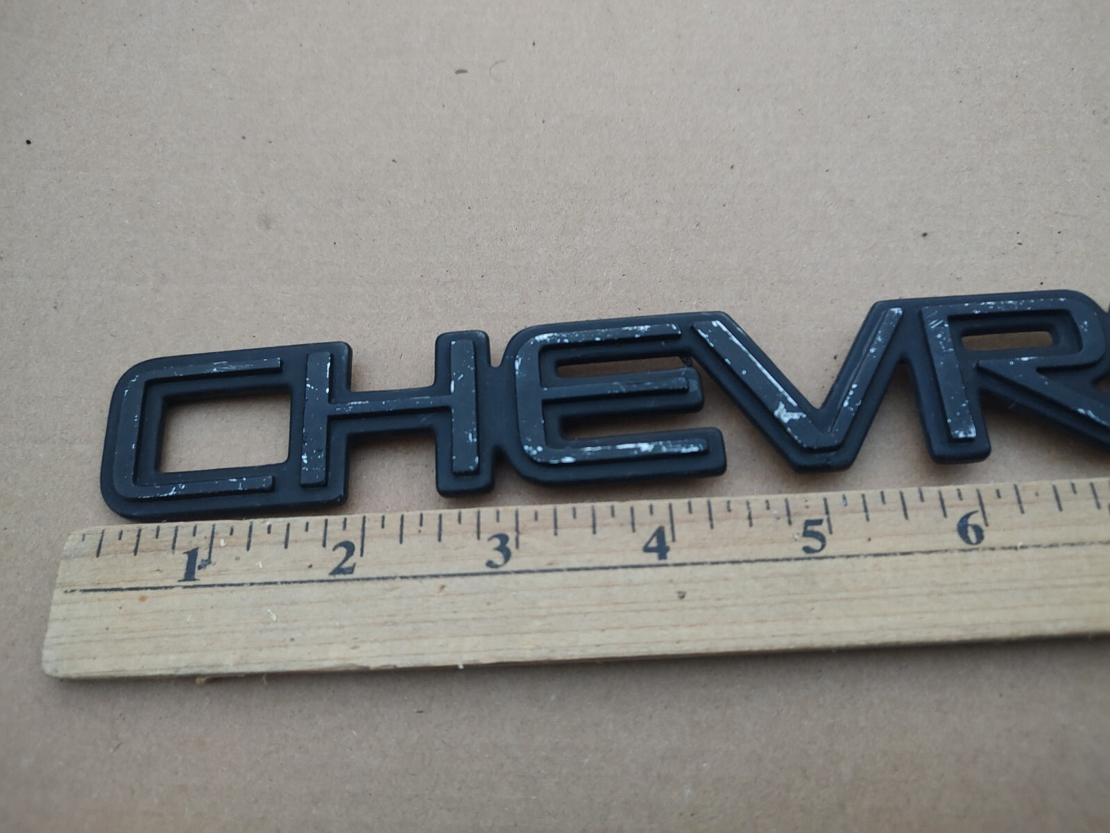 15998983 Rear Emblem Badge 92-07 Chevrolet Silverado Blazer Tahoe 13" OEM EL7