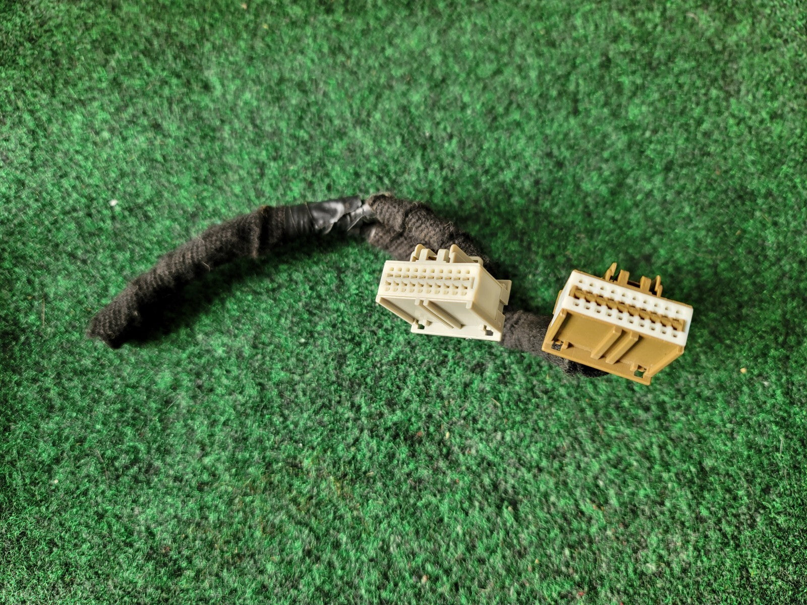 Chevrolet Camaro Acadia Malibu Keyless Entry Receiver Module GM Pigtail Wire 9L9