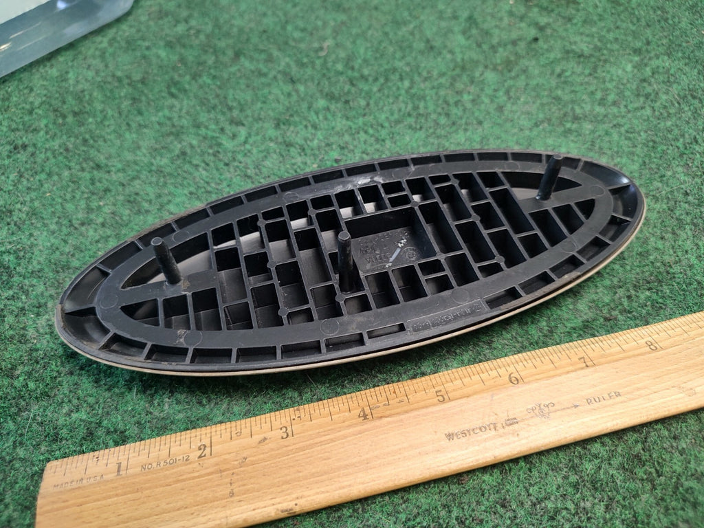 2004 2005 2006 2007 2008 Ford F-150 Front Grille Emblem Ornament 9" Oval 1S8