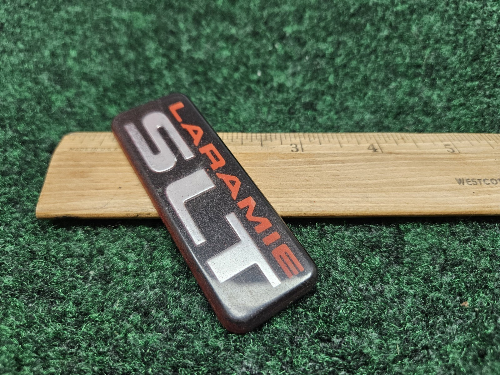 94 95 96 97 98 99 00 01 DODGE RAM SLT LARAMIE SIDE EMBLEM LOGO BADGE GL1