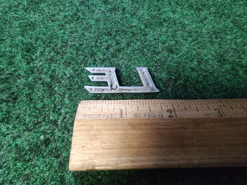 Genuine Toyota Camry "LE" Emblem USED 2002-2006  Rear 75443-AA100 8L2