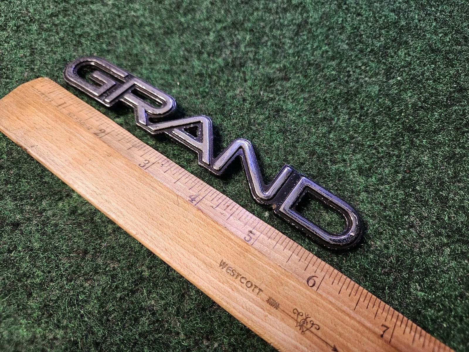 1992-1995 Pontiac Grand Emblem Badge Logo Nameplate Name Plate 5M1