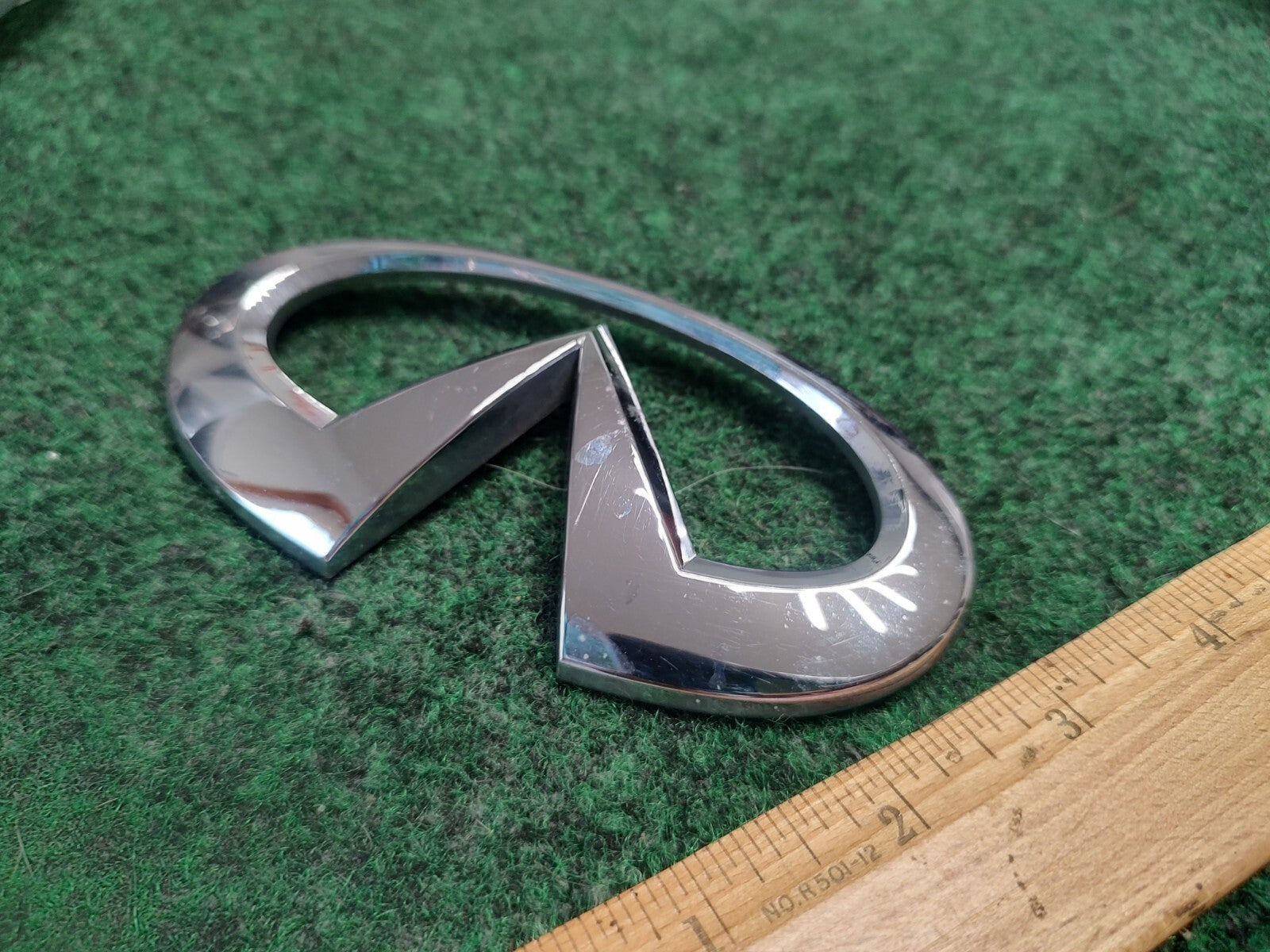 2006 2007 2008 INFINITI M35 M45 REAR TRUNK CHROME EMBLEM BADGE 84890 EH100 3S2