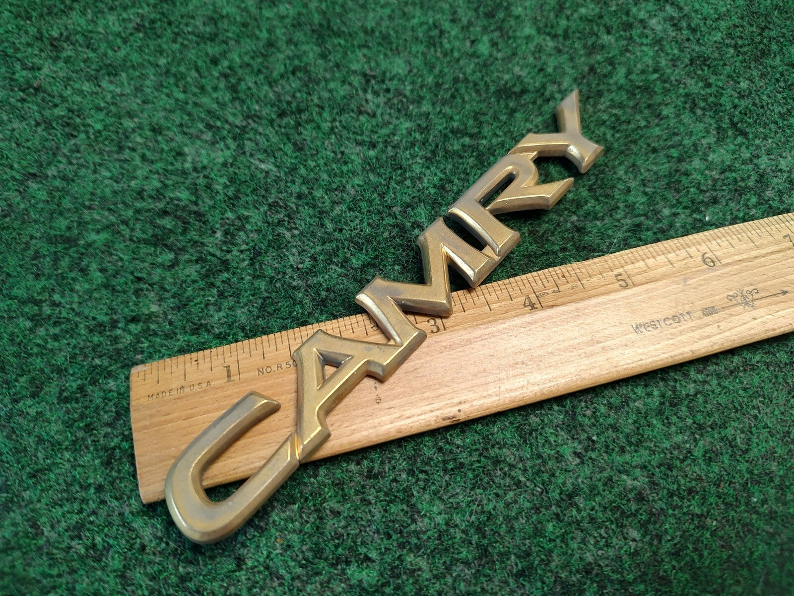 Toyota Camry Rear Trunk Gold Script Emblem Badge Nameplate 97 98 99 00 01 4S8