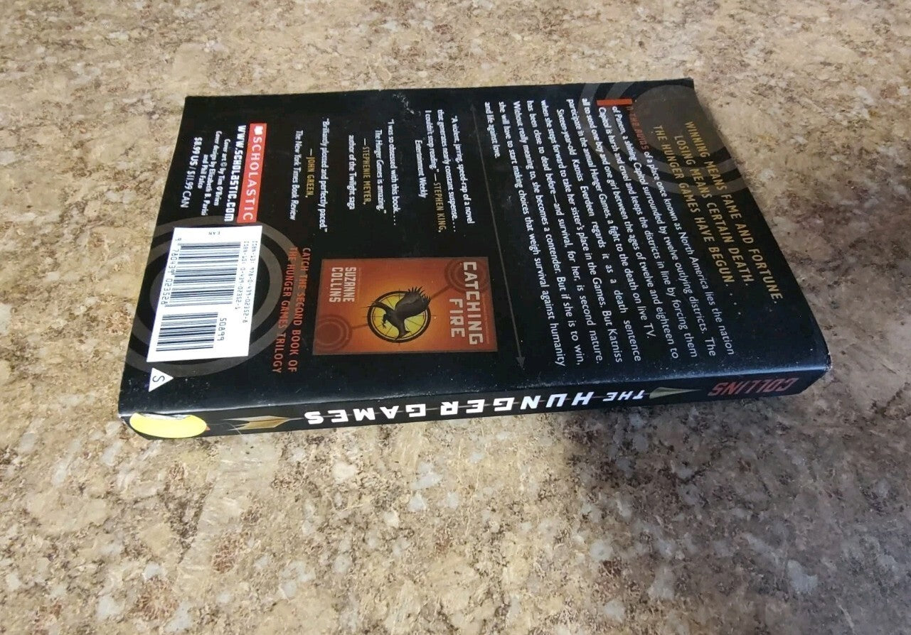 The Hunger Games Paperback By Suzanne Collins B12