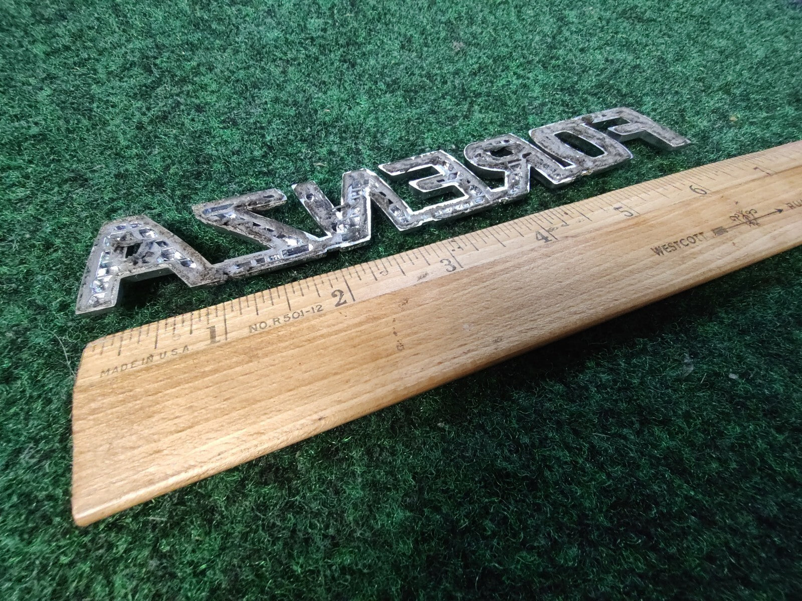 04 05 06 07 08 SUZUKI FORENZA REAR TRUNK LID EMBLEM LOGO BADGE SIGN OEM 6S1