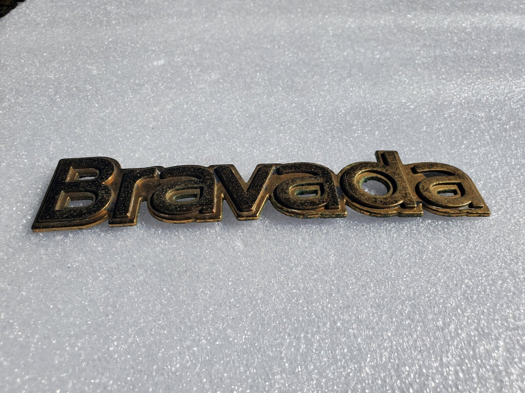 GM OEM 96 - 01 Olds Bravada Door Liftgate Emblem Nameplate Badge 15679070 VNTG