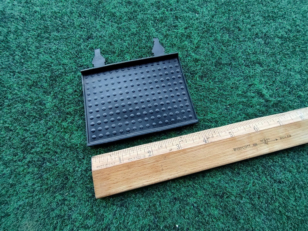 Genuine Nissan Rubber Mat Console Pocket Insert 68532-EZ00A 5S3
