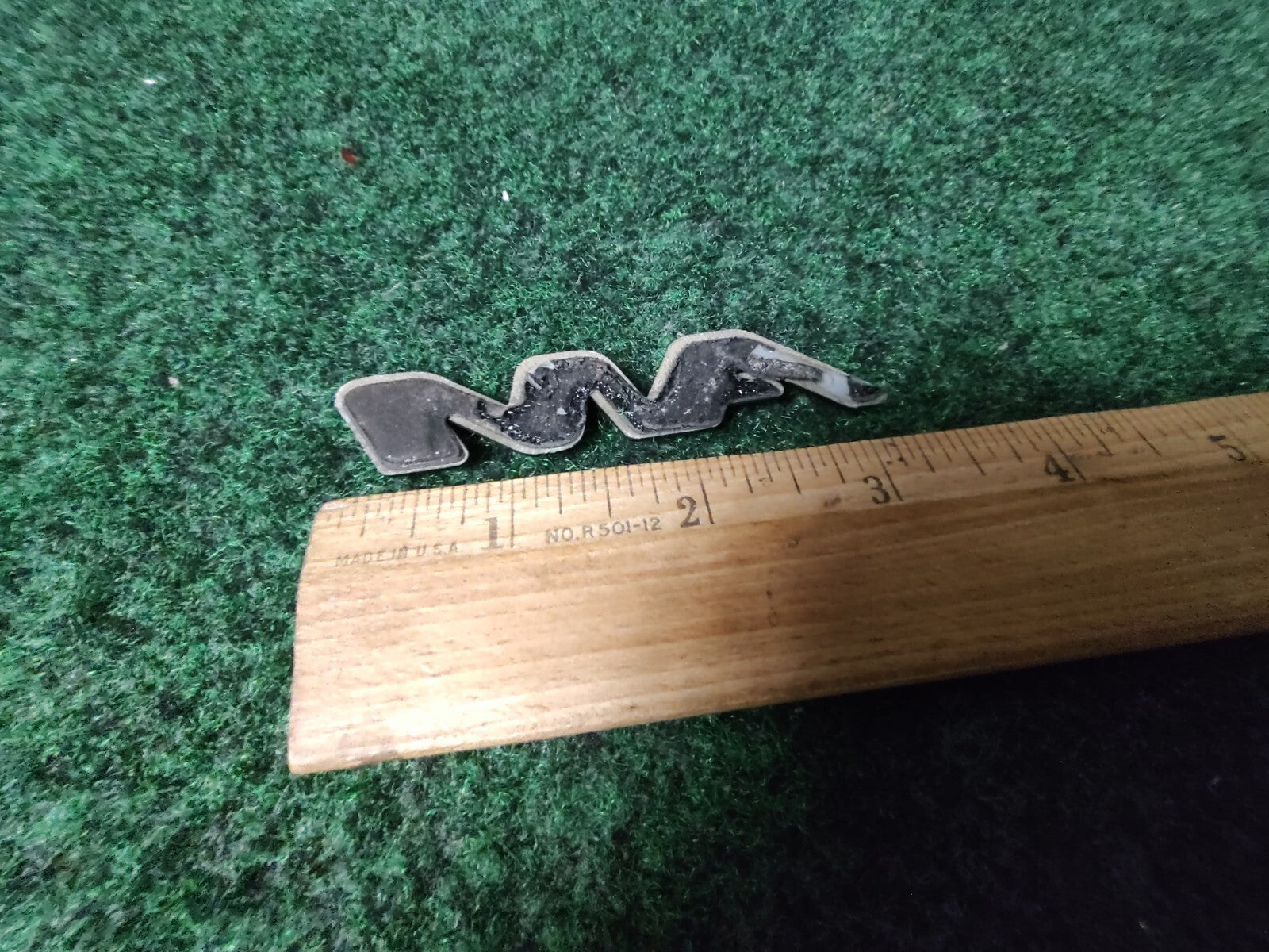 PONTIAC GRAND "AM" PRIX GT EMBLEM LOGO BADGE SIGN SYMBOL USED White OEM 6L4