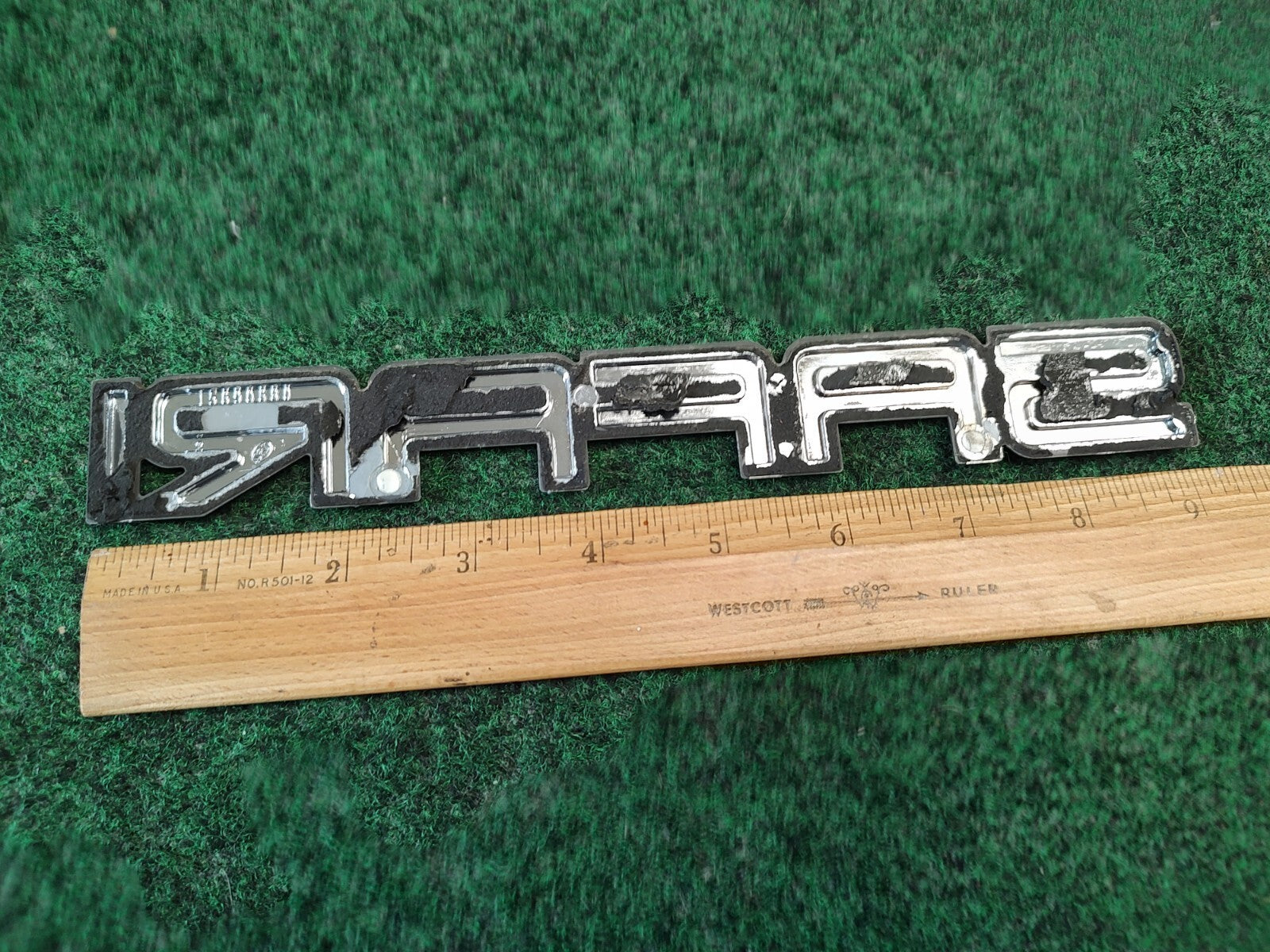 GMC 1995-2005 Safari Front Door Emblem Badge Logo Nameplate Name 15690680 4S7
