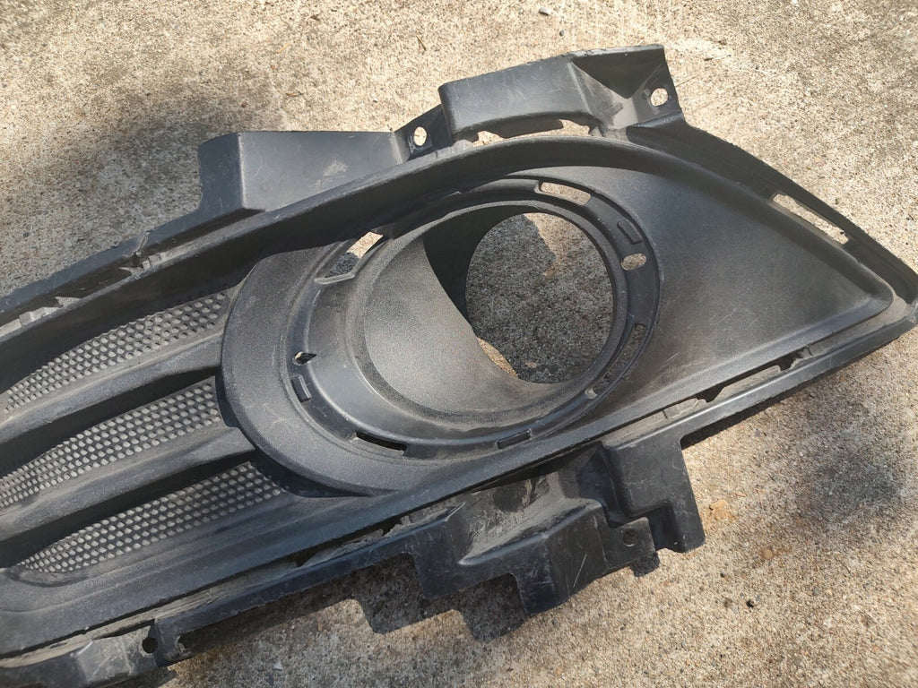 2013 2014 2015 2016 Ford Fusion Left Front Bumper Fog Lamp Grille Bezel OEM JT1