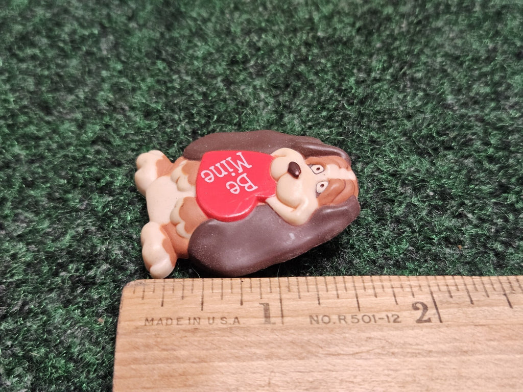 VINTAGE HALLMARK BE MINE RED HEART PUPPY DOG VALENTINE LAPEL PIN