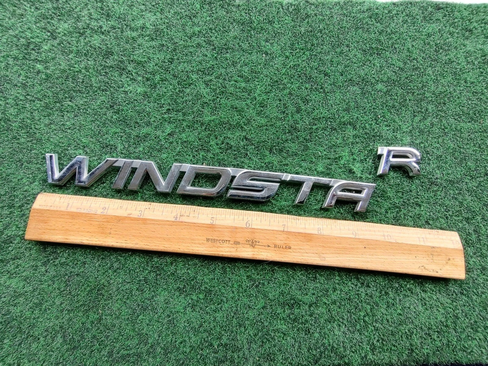 99 00 01 02 03 FORD WINDSTAR REAR CHROME EMBLEM LOGO BADGE SYMBOL USED Crack 5S2