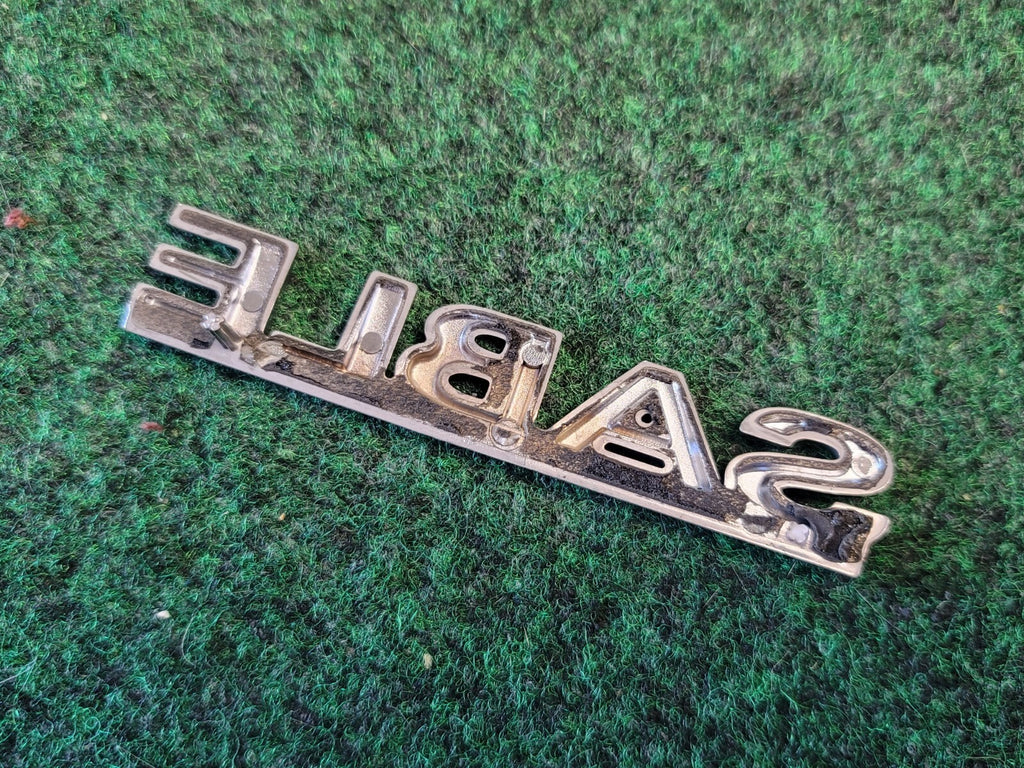 00 01 02 03 MERCURY SABLE REAR GATE LID EMBLEM BADGE SYMBOL LOGO OEM 1M6