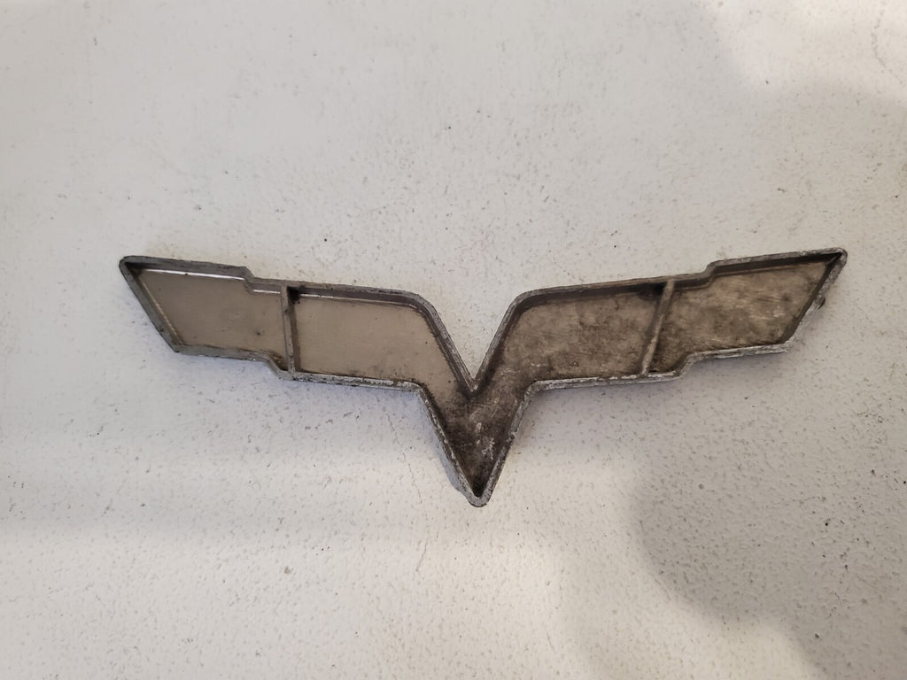 Fits Chevy Corvette C6 60 Years Emblem Cross Flag Badge Metal Logo 5L3