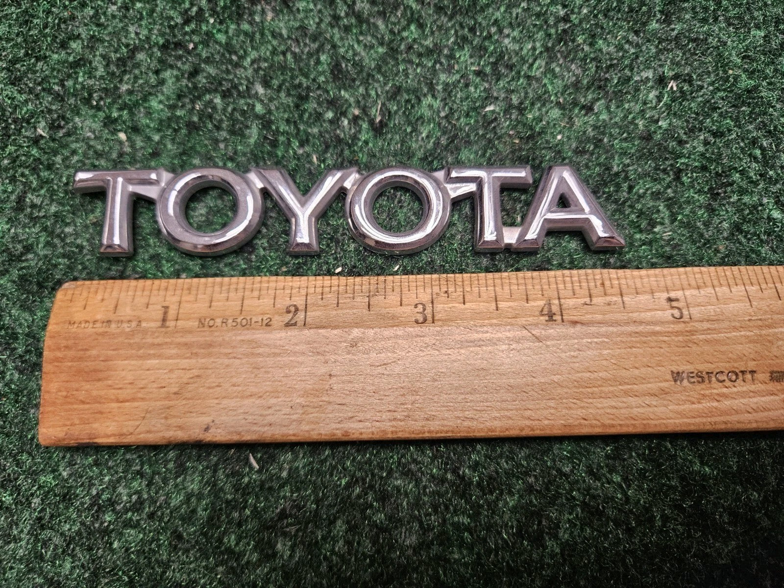 Toyota 1997-2001 Camry Chrome Rear Trunk Emblem Badge Logo Name 75447-AA010 5M3