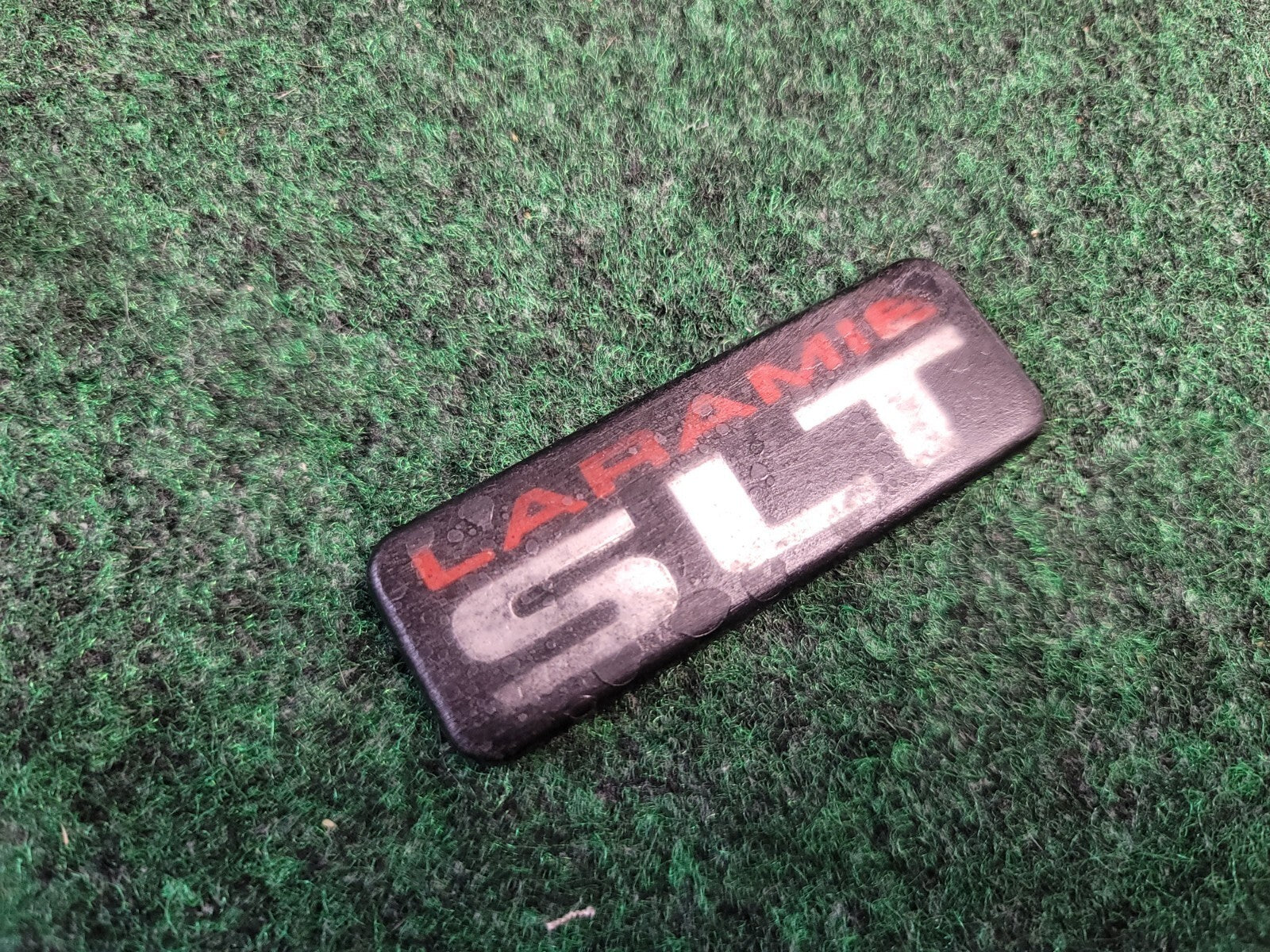 94 95 96 97 98 99 00 01 DODGE RAM SLT LARAMIE SIDE EMBLEM LOGO BADGE 1M5
