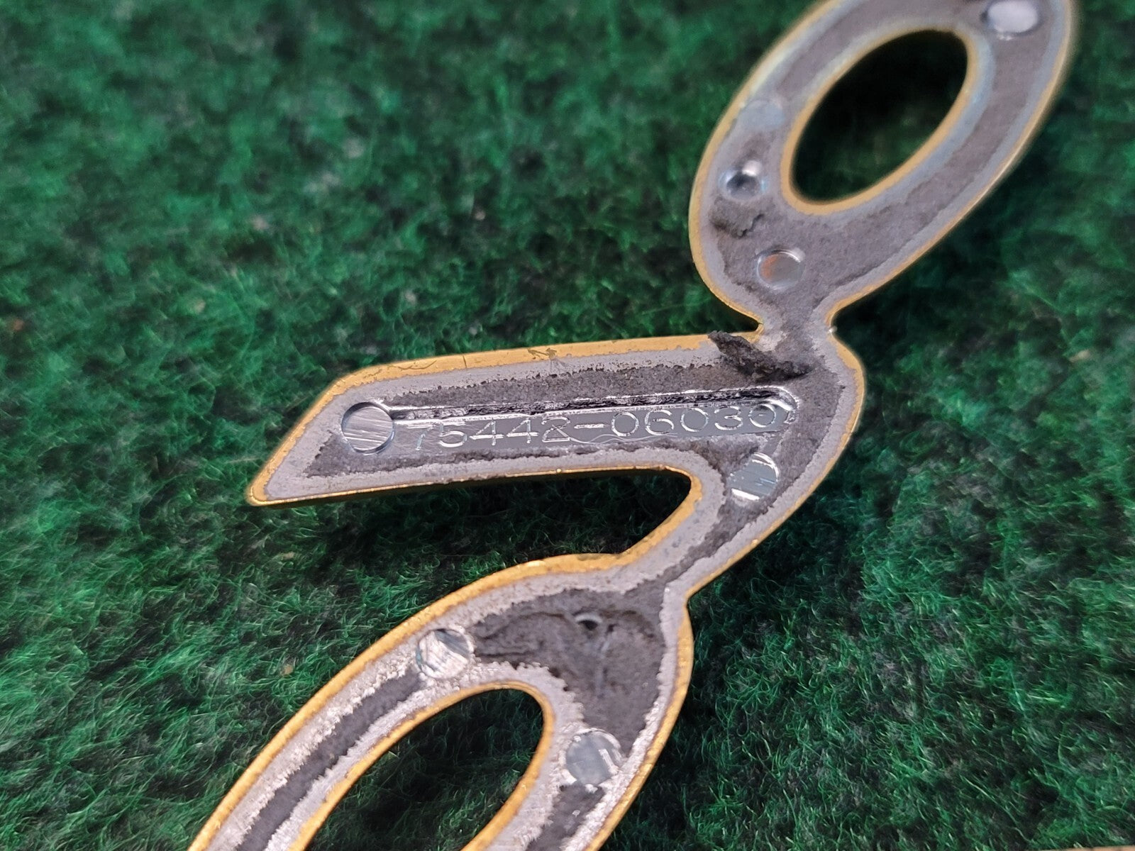 1999-2003 Toyota Solara Rear Trunk Nameplate Badge Emblem Gold 75442-06030 1M1