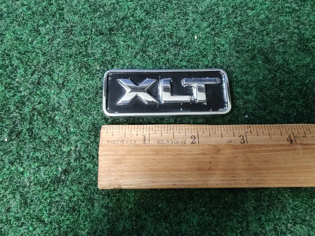 Ford Expedtion Escape Rear Chrome XLT NAMEPLATE Emblem OEM 7L8Z-7842528-B 3S1