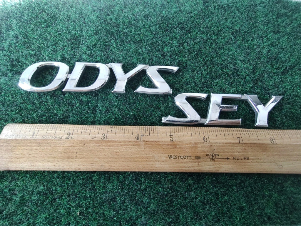 05-10 HONDA ODYSSEY REAR GATE LID EMBLEM LOGO BADGE SYMBOL CHROME LETTERS 6S8