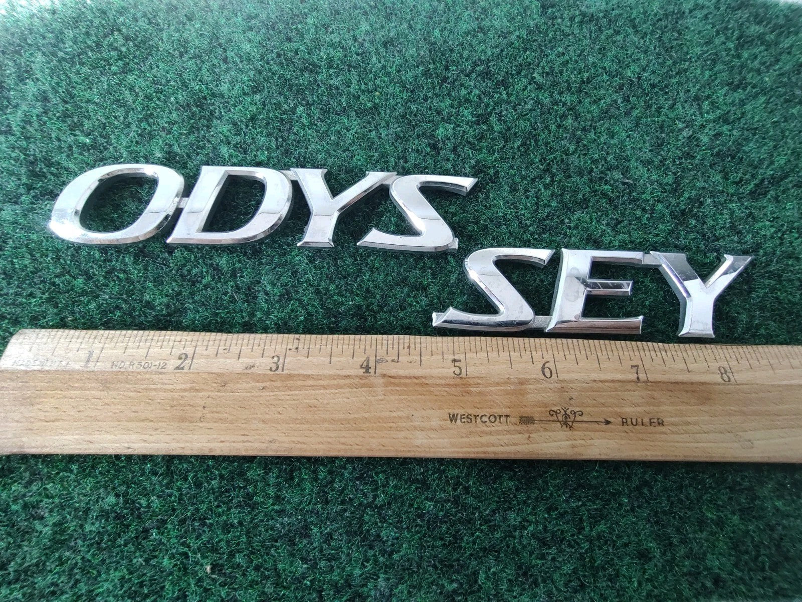 05-10 HONDA ODYSSEY REAR GATE LID EMBLEM LOGO BADGE SYMBOL CHROME LETTERS 6S8