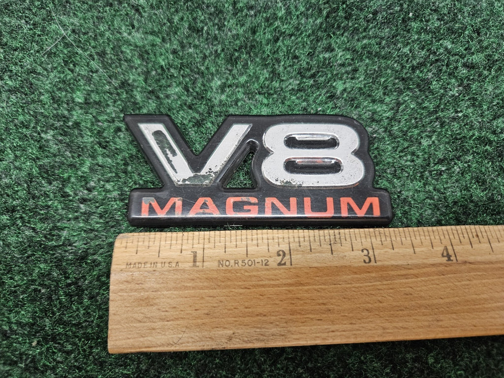 Dodge V8 Magnum Front Fender Plastic Emblem Badge Logo Nameplate Name Plate GL3