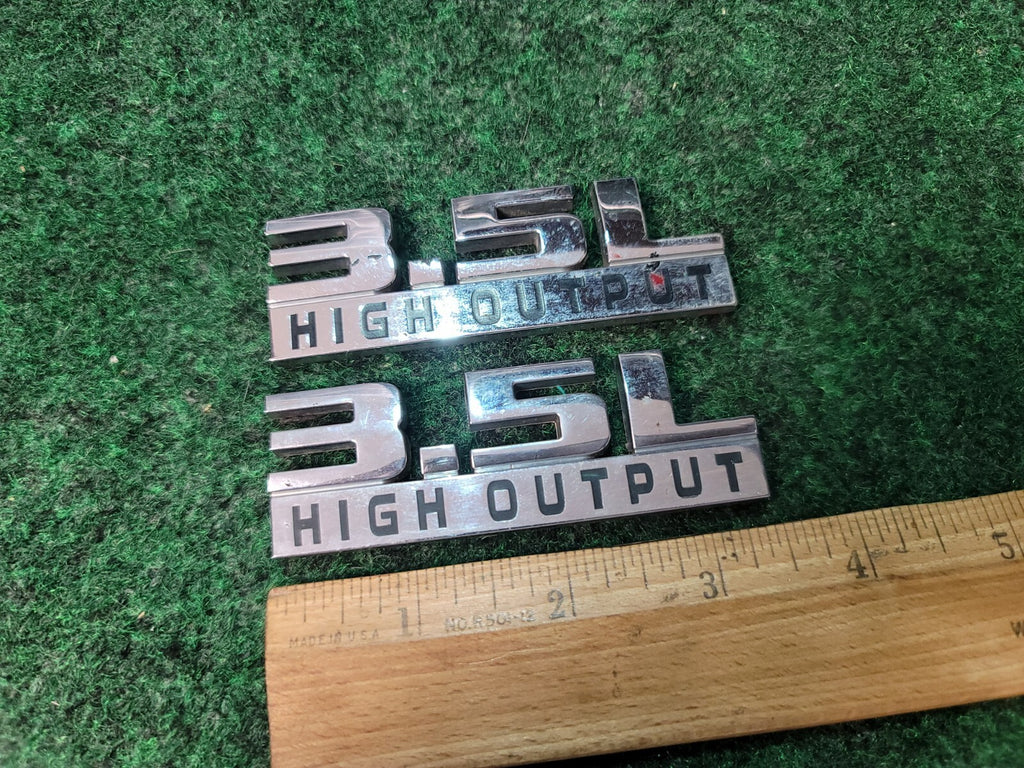 (2) Dodge Charger Magnum 3.5L HIGH OUTPUT Nameplate Emblem 04806330AA 6S9