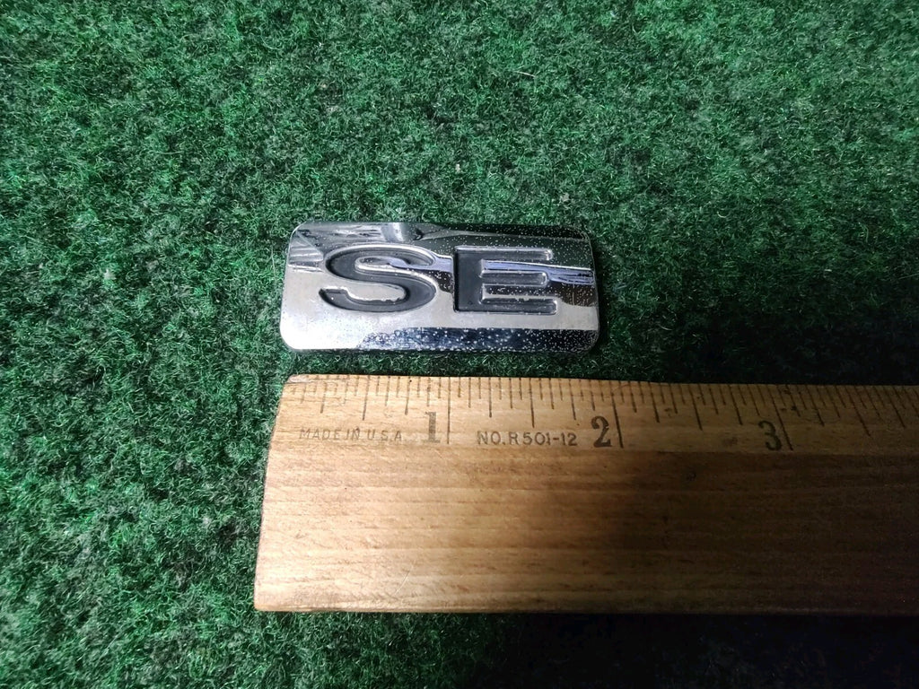 Ford SE Chrome & Black Plastic 2" Emblem Badge Logo Nameplate Name Plate OEM 1S6