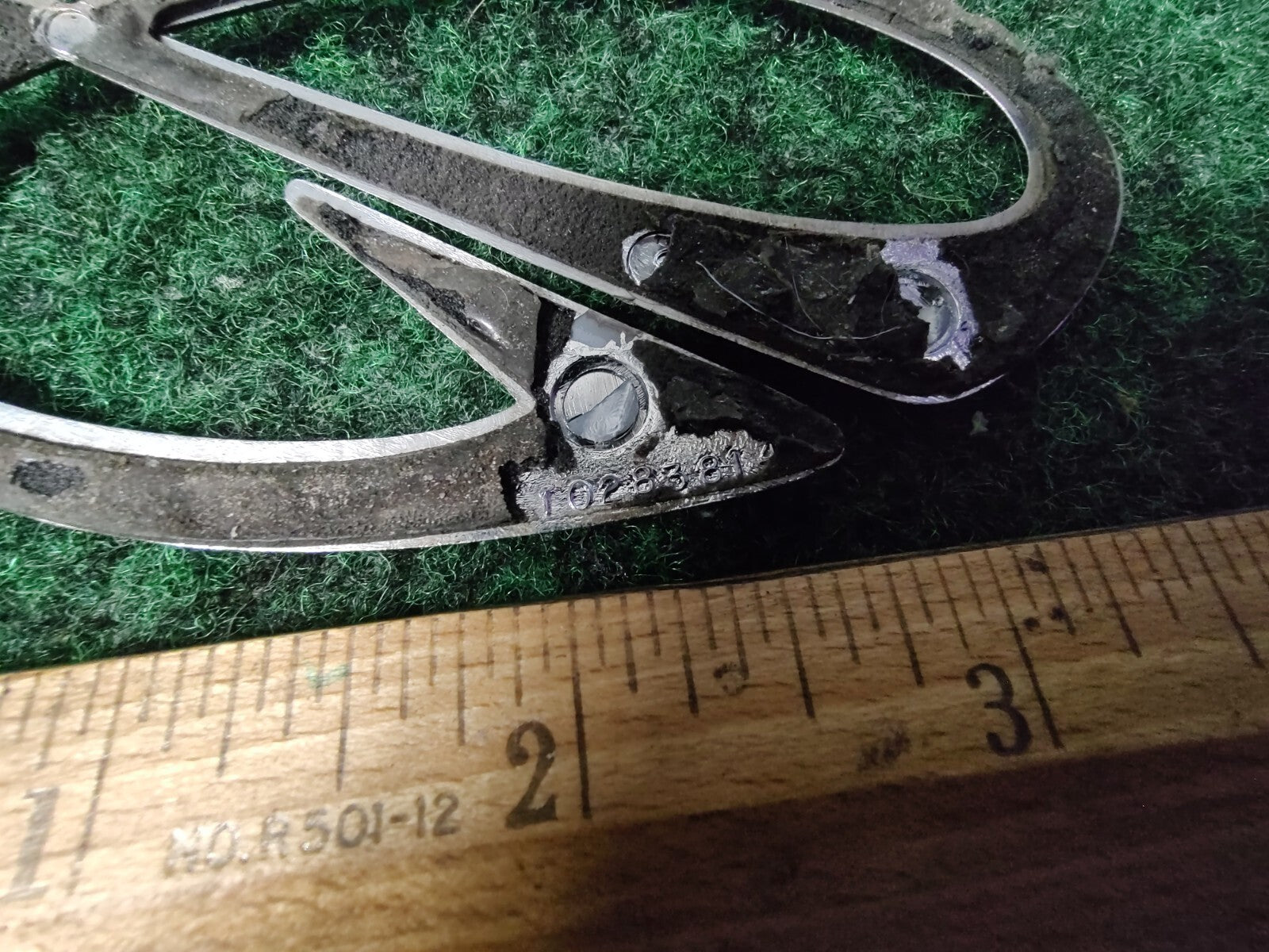 Vintage OLDSMOBILE Chrome EMBLEM SYMBOL BADGE OEM Nameplate 5S1