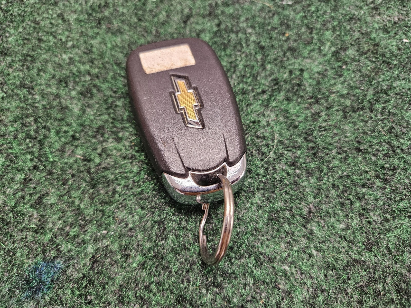 OEM Chevrolet Malibu Cruz Camaro Smart Key Fob with 5 Buttons Used Key Cut 7S5