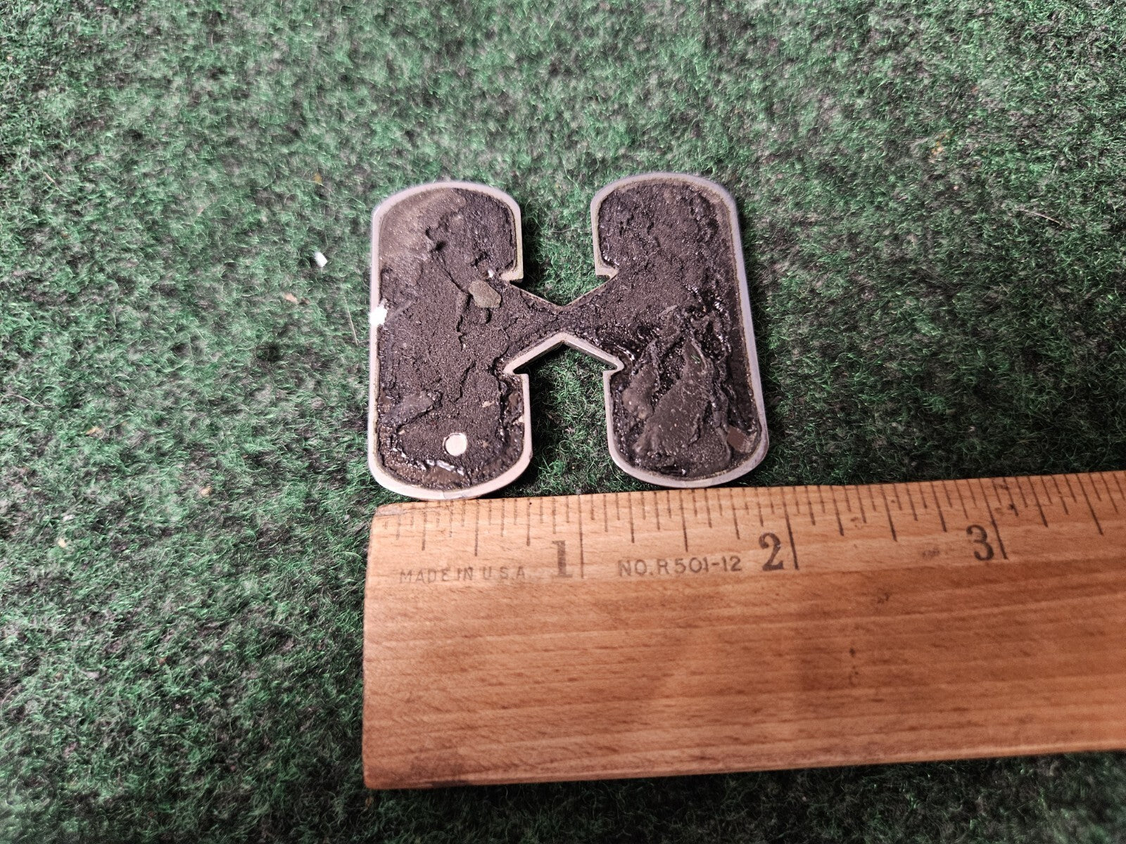 CHEVROLET TAHOE GMC YUKON HYBRID H REAR SIDE EMBLEM BADGE SYMBOL LETTER OEM 3M4