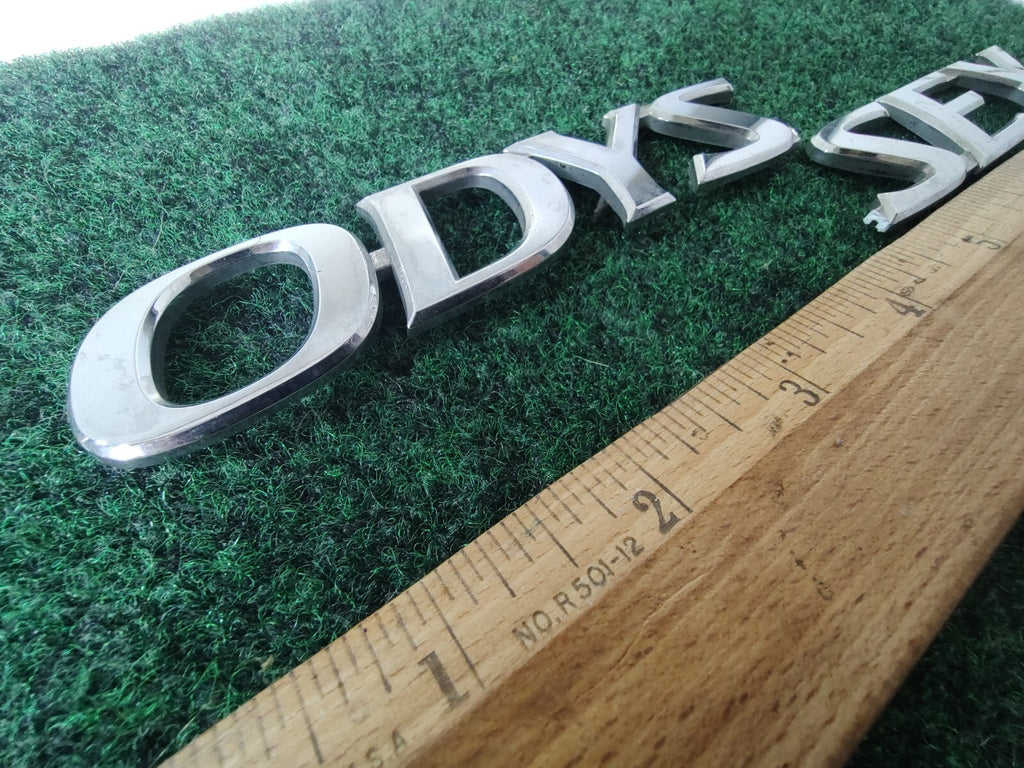 05-10 HONDA ODYSSEY REAR GATE LID EMBLEM LOGO BADGE SYMBOL CHROME LETTERS 6S8