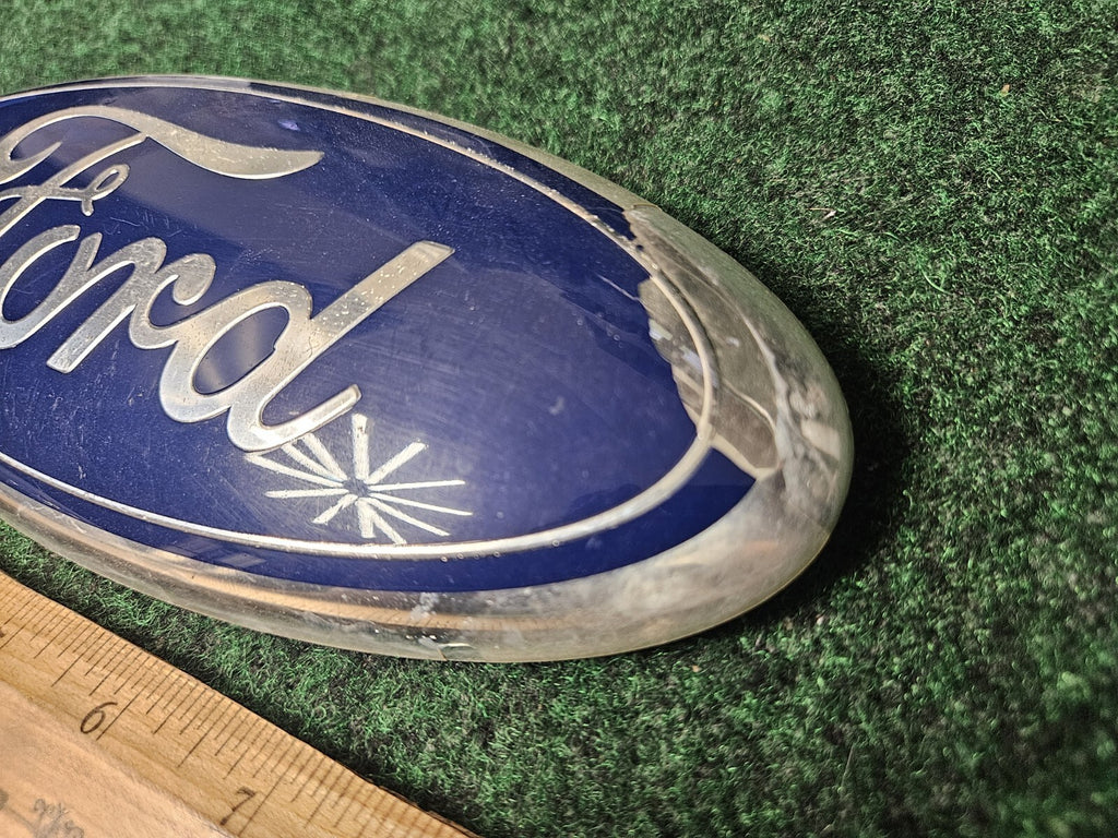 Ford Taurus Front Grille Emblem 9" Oval Badge OEM 7T43-15402A16-AA 4M5
