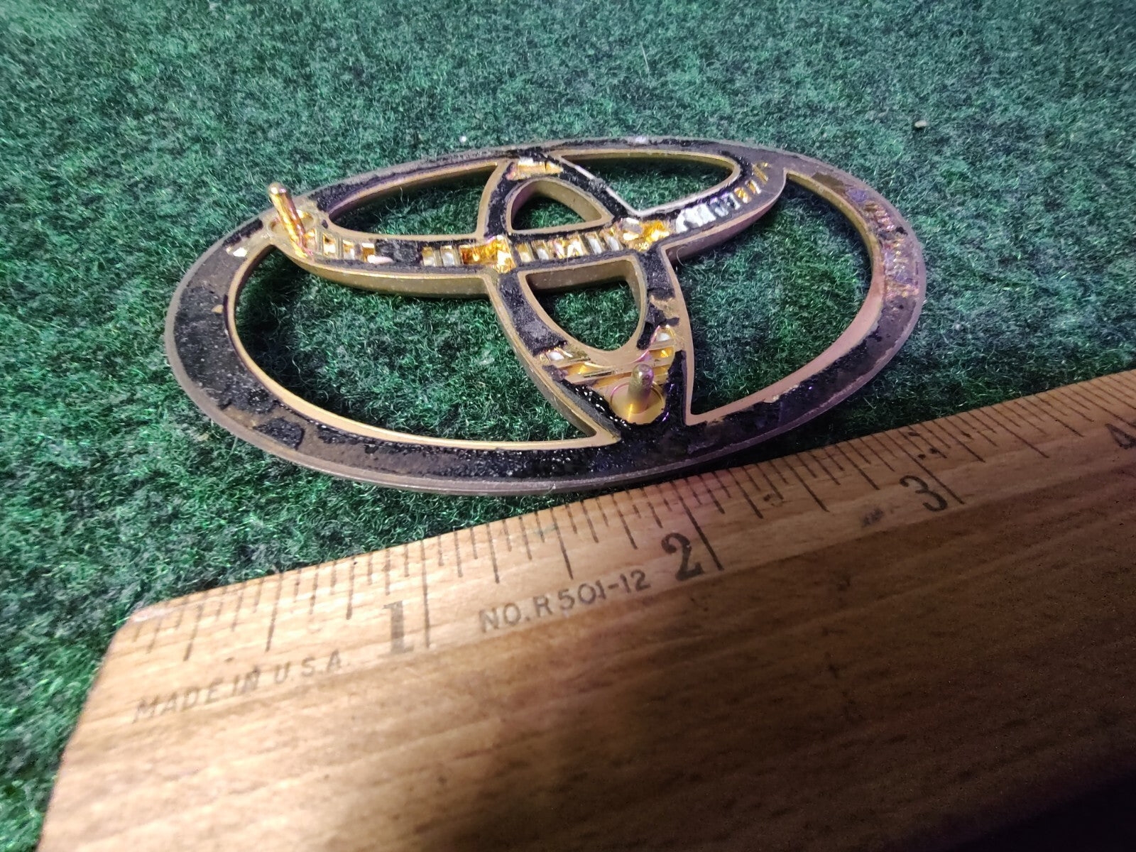 Toyota 1997-2001 Camry Gold Rear Trunk Emblem Badge Logo Name 75441-AA040 2M4