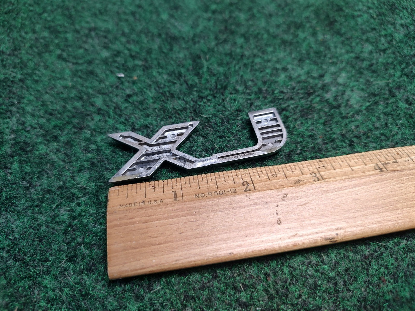 Kia 2006-2014 Sedona LX Chrome Rear Emblem Badge Logo Nameplate Name Plate 3S3