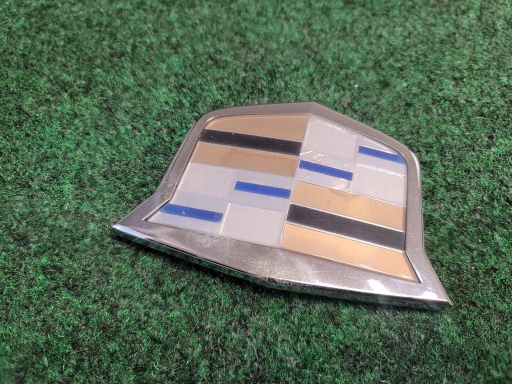 2003 2004 2005 2006 2007 03 Cadillac CTS Front Grille Badge Emblem OEM 1M5