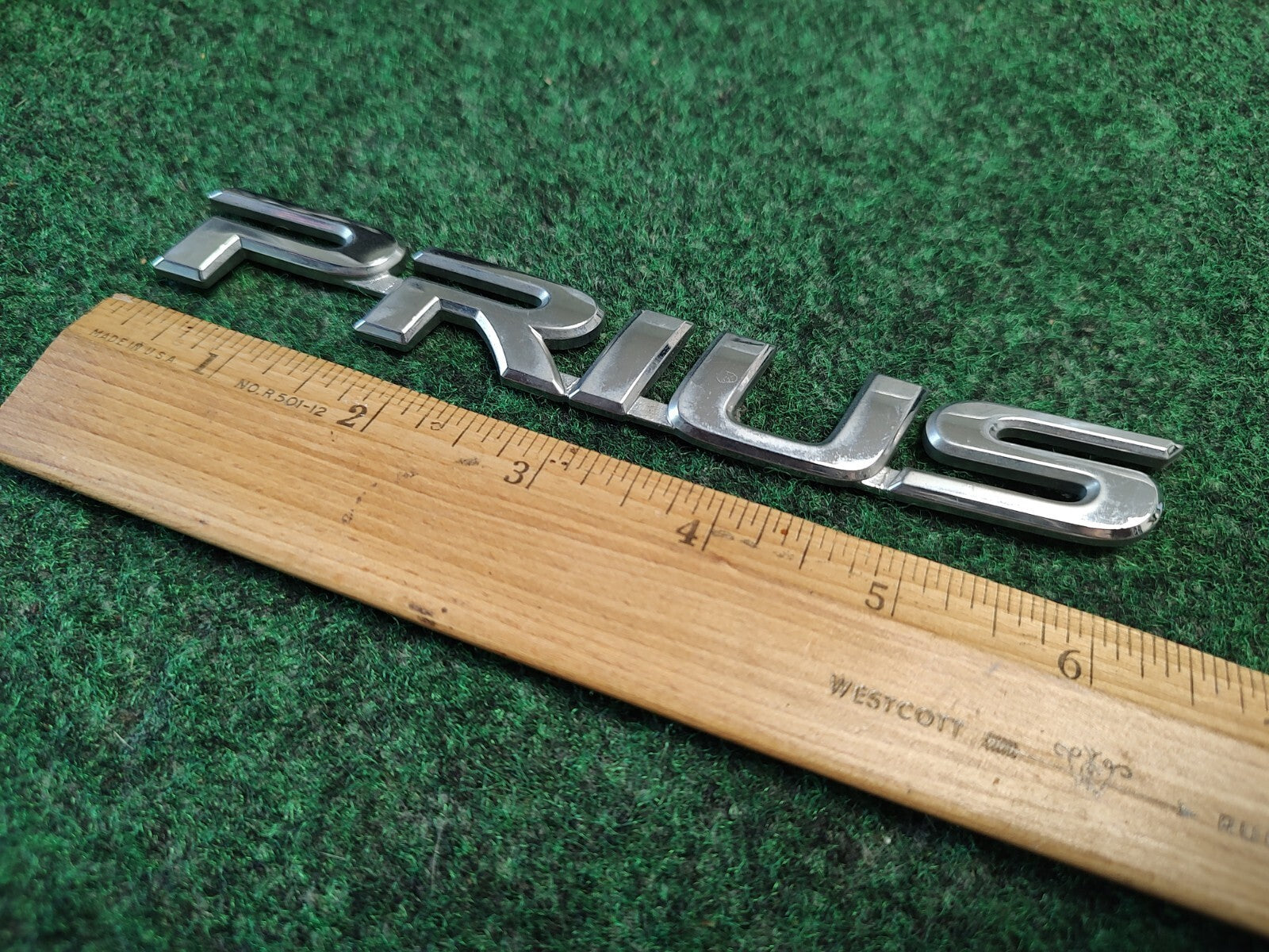 2004-2009 Toyota PRIUS EMBLEM REAR TRUNK Badge Logo NAMEPLATE 5S1