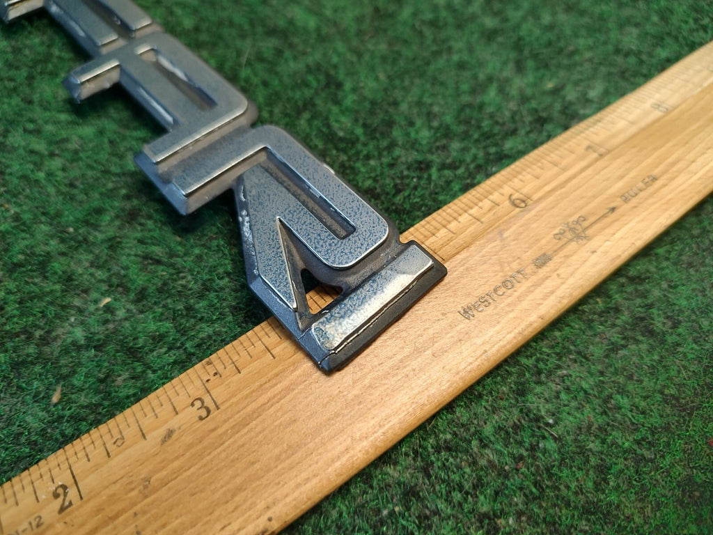 1995-2005 GMC Safari Front Door Nameplate Badge Emblem 15690680 OEM 4S4
