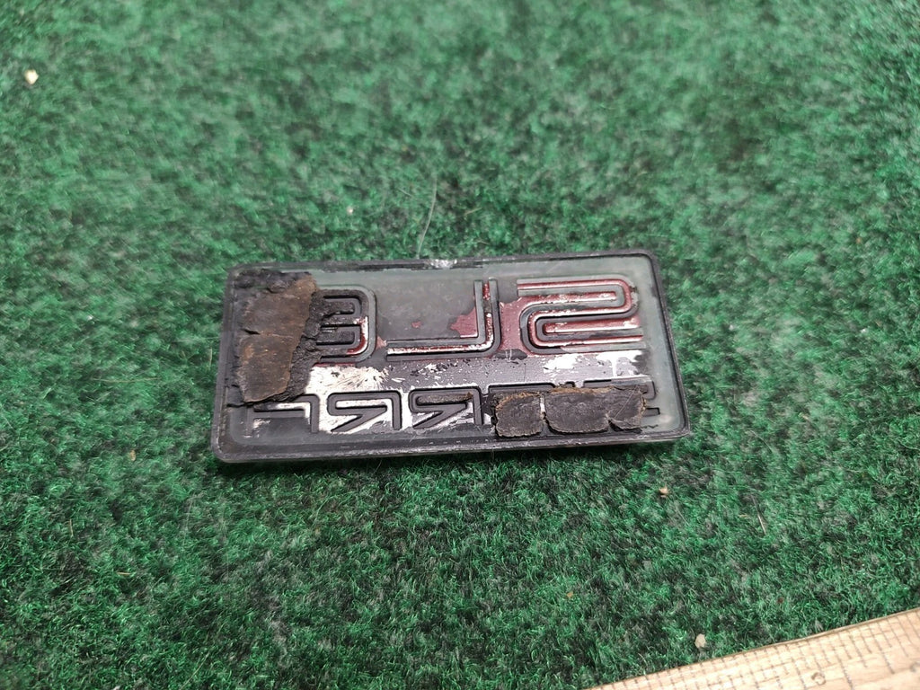 GMC SIERRA CHEVY TRUCK SLE EMBLEM LOGO BADGE SIGN SYMBOL OEM 2S4