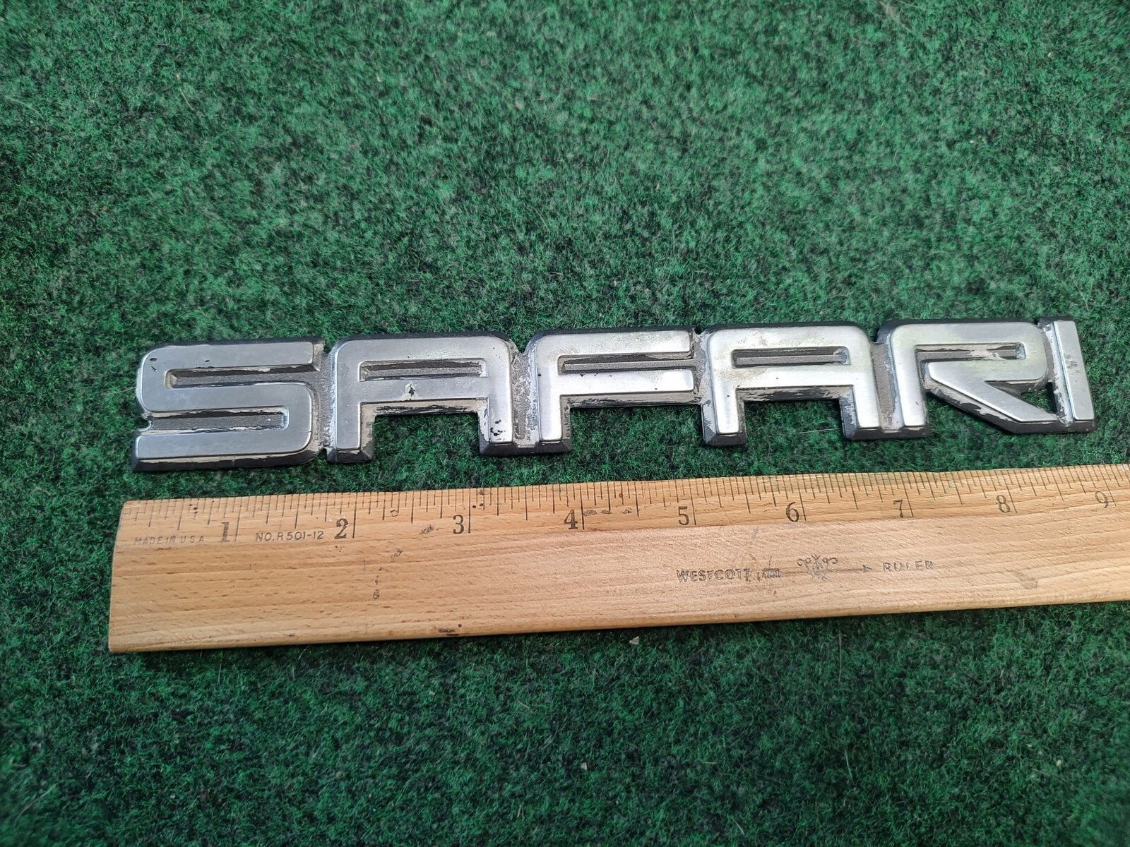 GMC 1995-2005 Safari Rear Door Emblem Badge Logo Nameplate Name 15690681 1S7